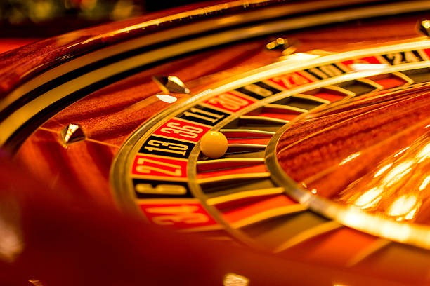 Live Roulette betting interface on betslot88 showing wheel layout and bet placement